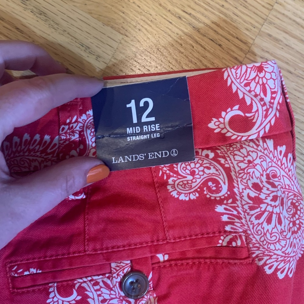 LANDS END Mid Rise/Straight Leg Pants Cherry Red Paisley Pattern Size 12 - Picture 2 of 4